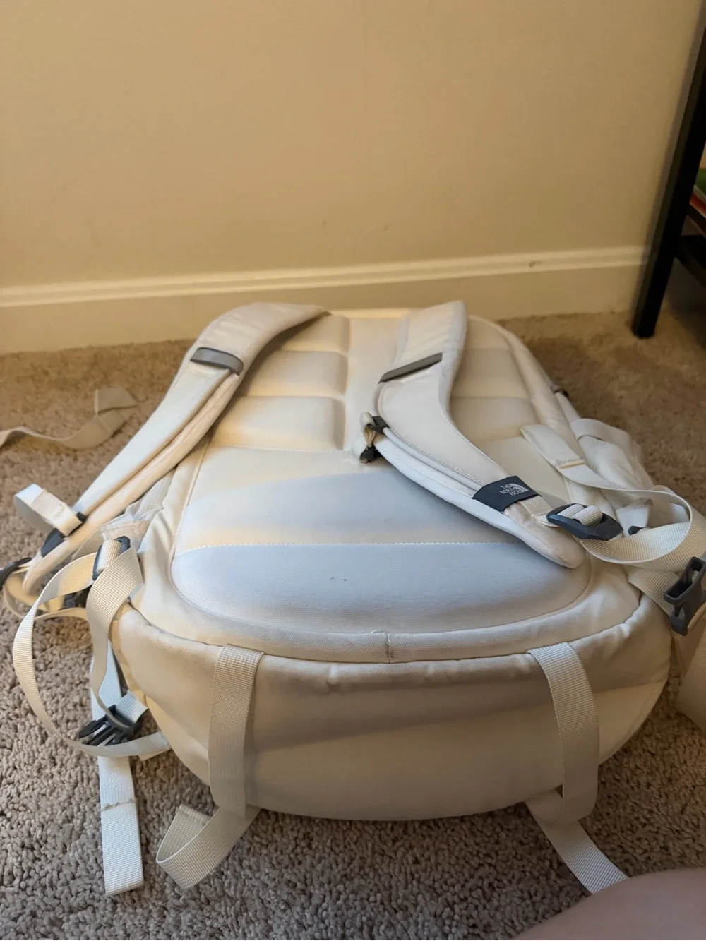 The North Face Surge Lux Backpack in Cream with Rose Gold(good as new 90%)